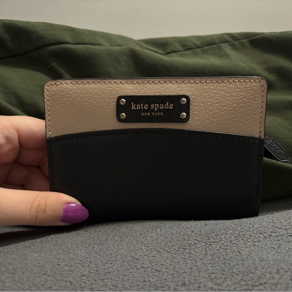 Kate Spade Black and Cream Wallet